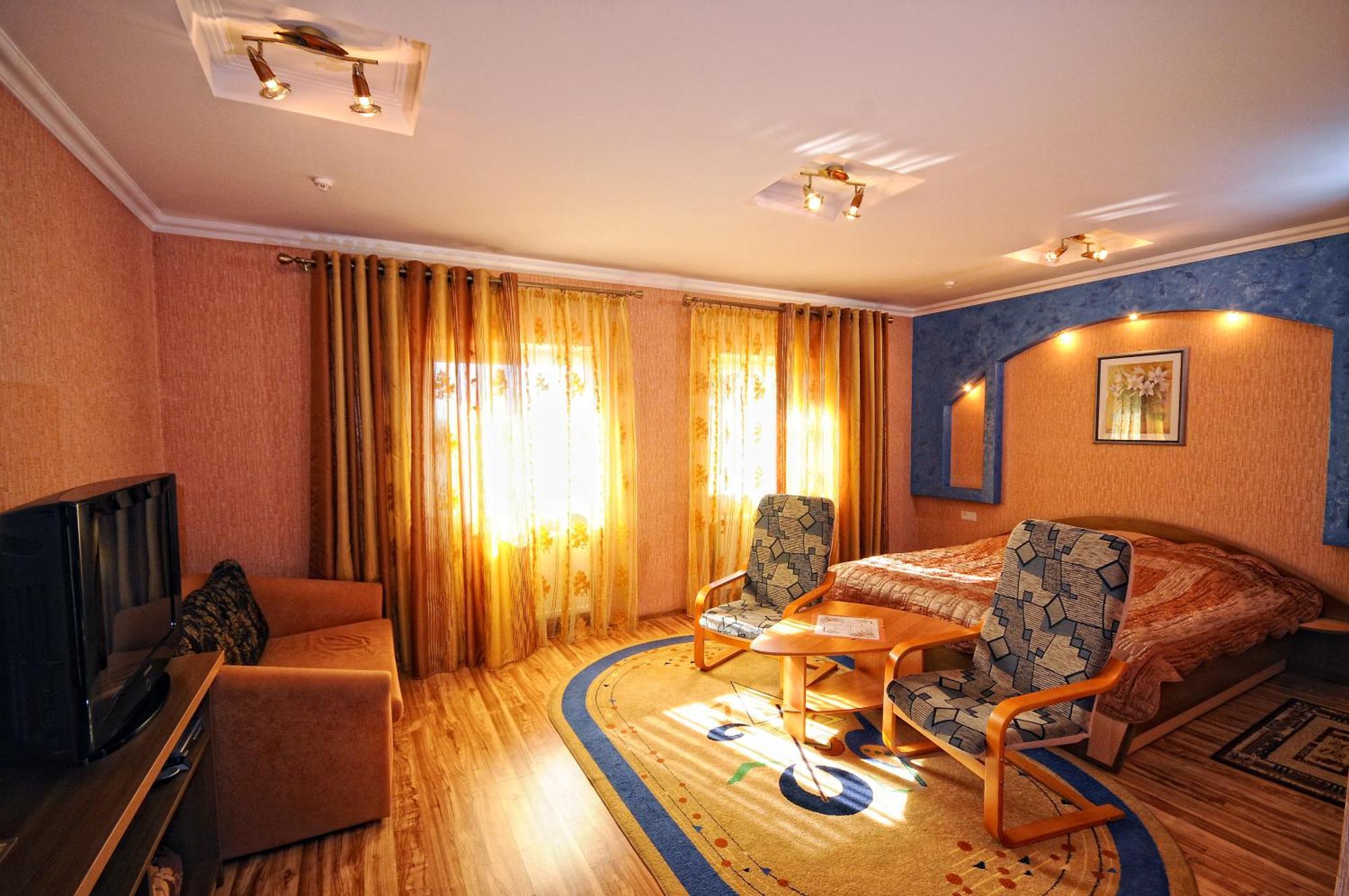 Magnat Hotel Mukacheve Luaran gambar